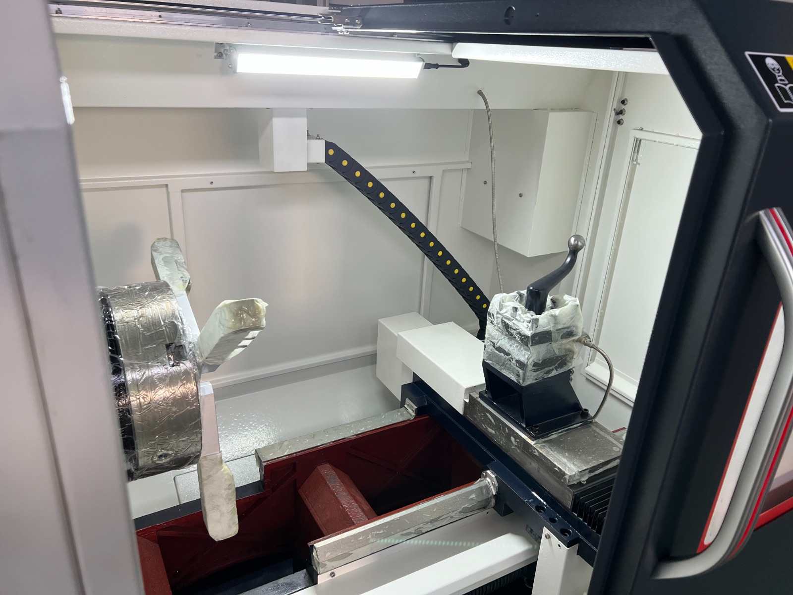 HL24 CNC Drehmaschine - Präzisions-Radausrüstung